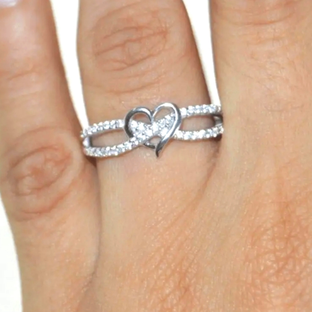 🆕️Infinity Heart Cross Silver Zircon Ring💍💎